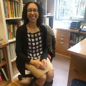 Meet your Posher, Janeefa